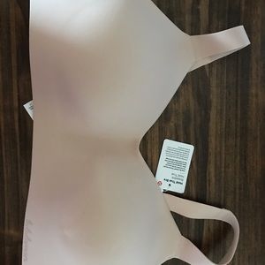 Brand new with tags lululemon hold true bra